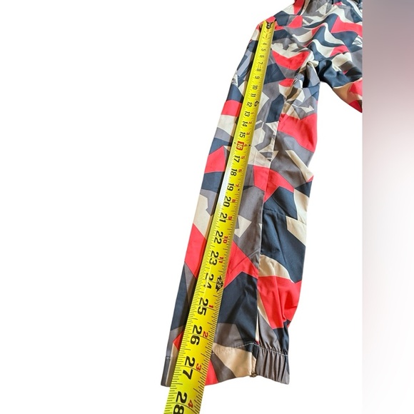 Adidas Women’s Running Windbreaker Jacket - Bold Geometric Print - Picture 10 of 11